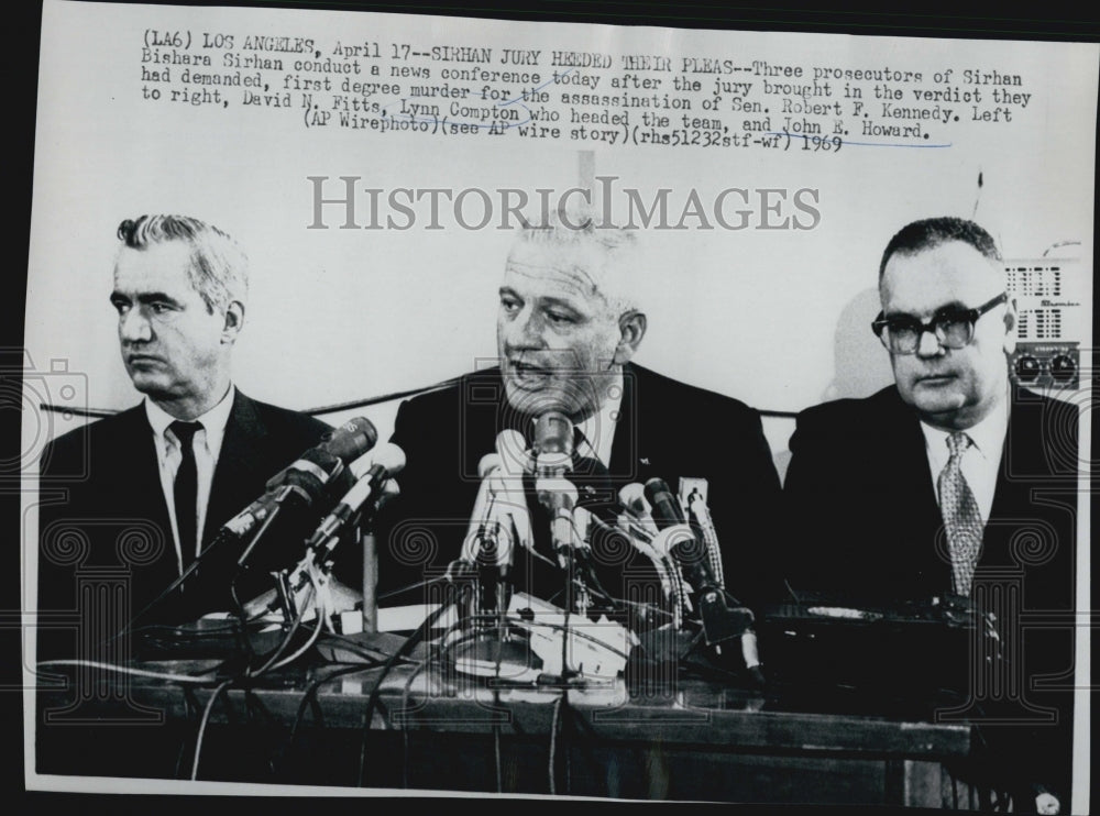 1969 Press Photo Prosecutors of Sirhan Bishers Sirhan After Guilty Verdict in - Historic Images