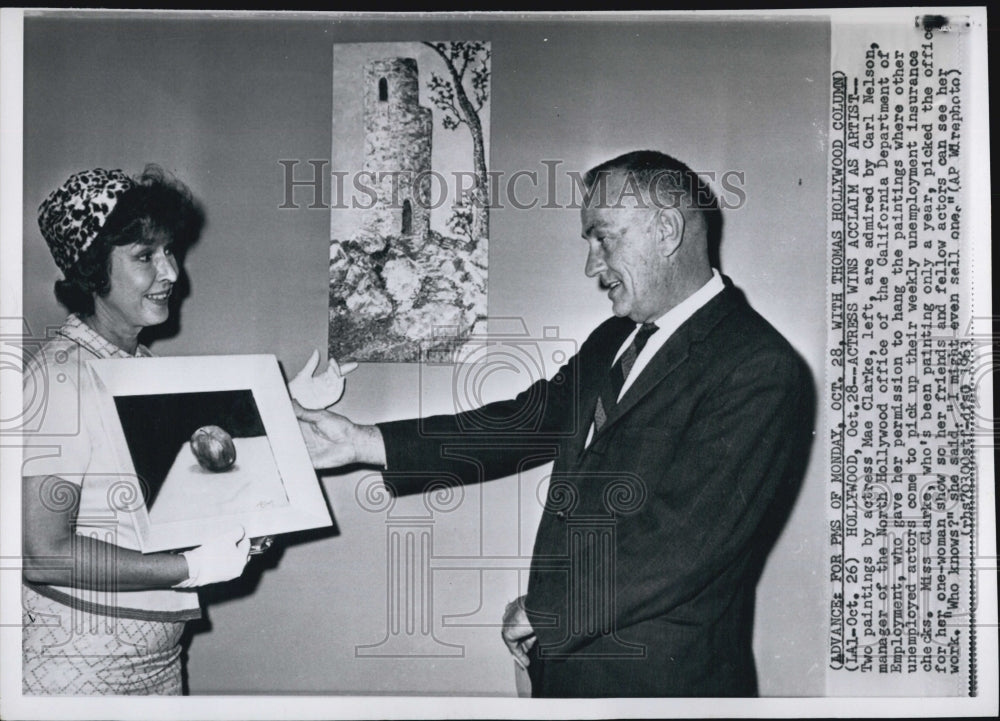 1963 Press Photo Actress Mae Clarke Wins Awards For Paintings - Historic Images