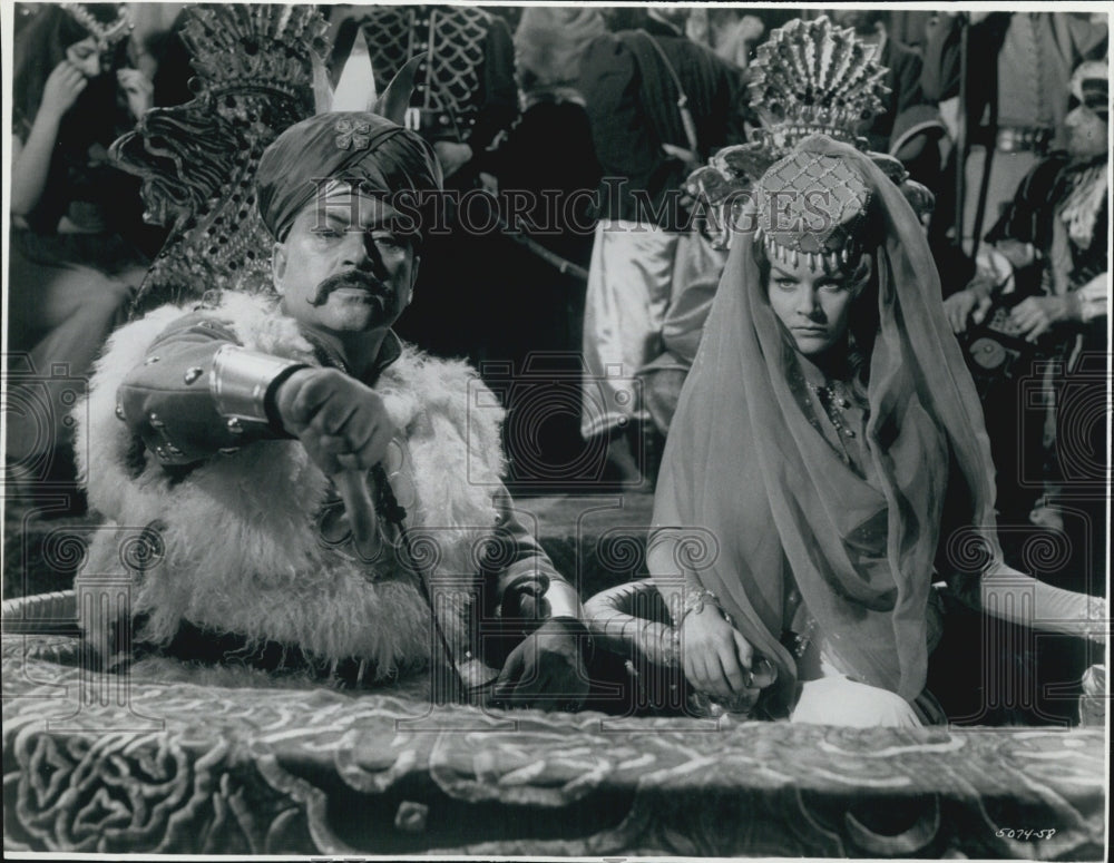 1963 Press Photo Pedro Armendanz and Heidi Truhl in &quot;Captain Sinbad&quot; - Historic Images