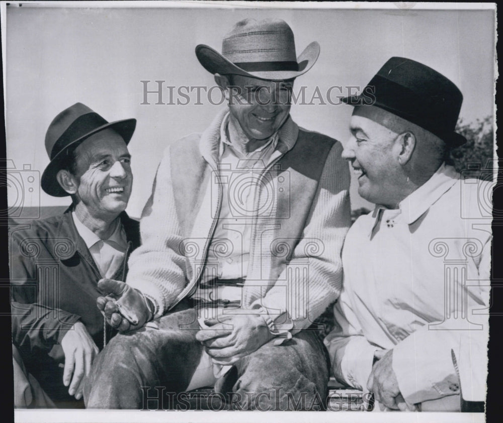 1963 Press Photo Horse Trainer Jim Conway (R), Woody Stephens (L) &amp; W Simpson - Historic Images