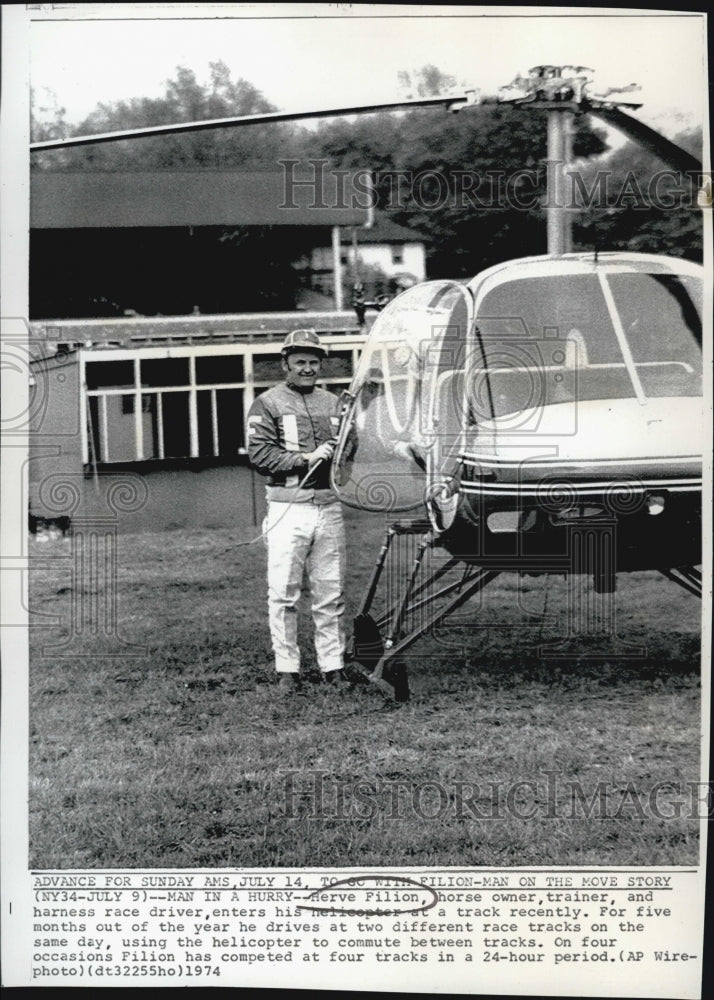 1974 Press Photo Herve Filion Horse Owner &amp; Trainer Boards His Helicopter - Historic Images