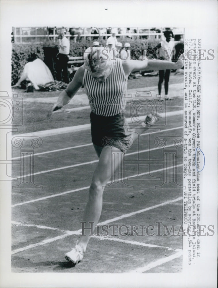 1964 Press Photo Mrs Billiee Pat Winslow in 200-Meter Dash at Olympic Trials - Historic Images