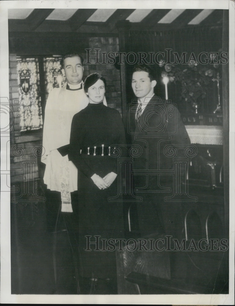 1934 Press Photo Wedding Johnny Baker Marion Dowsell Reverend Robert Redenbaugh - Historic Images