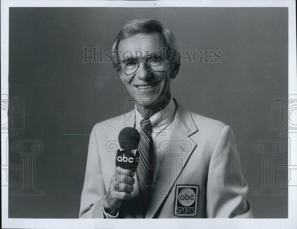 1984 Press Photo Chris Schenkel, ABC Anchor for the Olympic Games - Historic Images