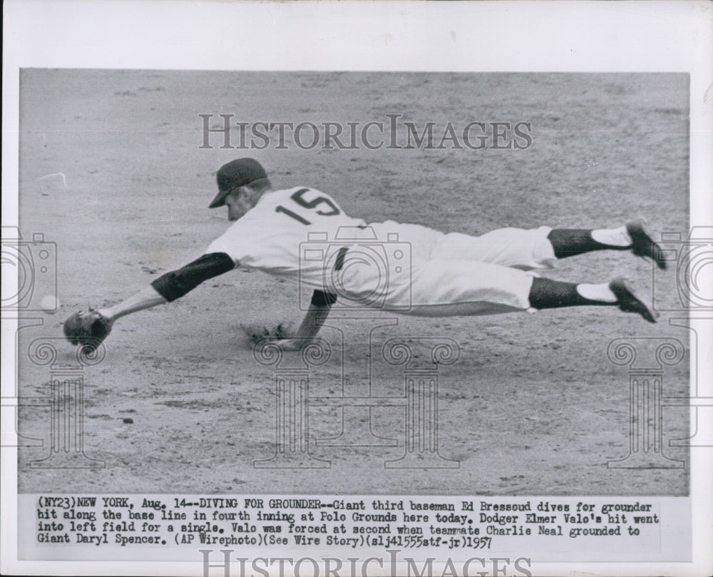 1957 Press Photo Giant&#39;s third baseman Ed Bressoud - Historic Images