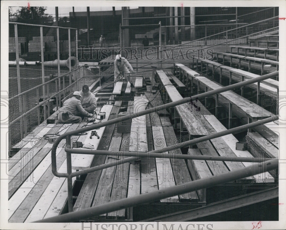 1964 Press Photo Workers on Bleachers at Al Lang Field - Historic Images