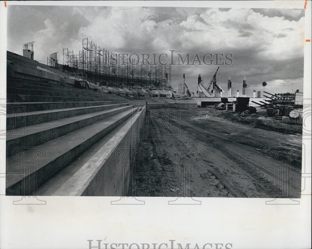 1976 Press Photo Construction of Al Lang Field - Historic Images