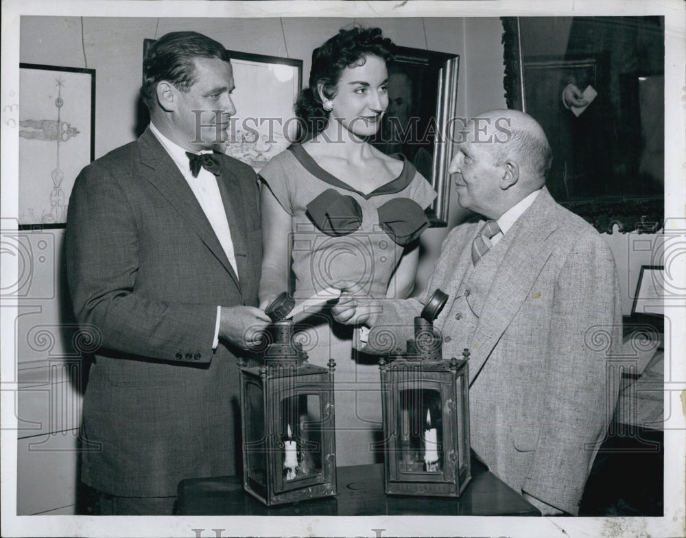 1962 Press Photo Sidney Frank and Barbara J. Markham, Miss Canada - Historic Images