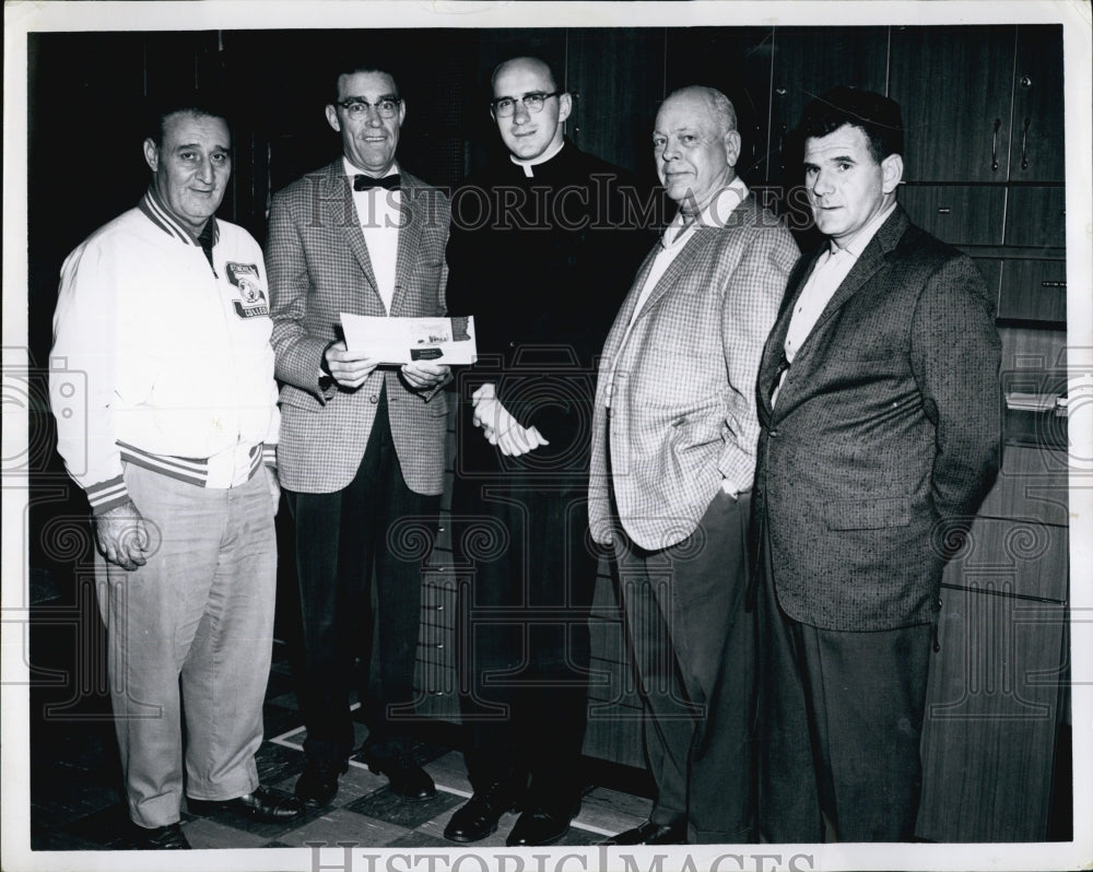 1963 Press Photo Rev. James E. Sullivan - Historic Images