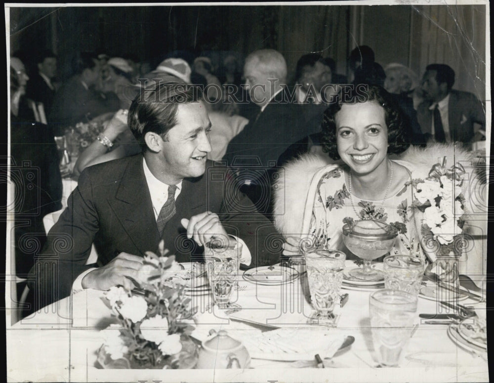 1933 Press Photo Doris Warner And Mervyn Leroy - Historic Images
