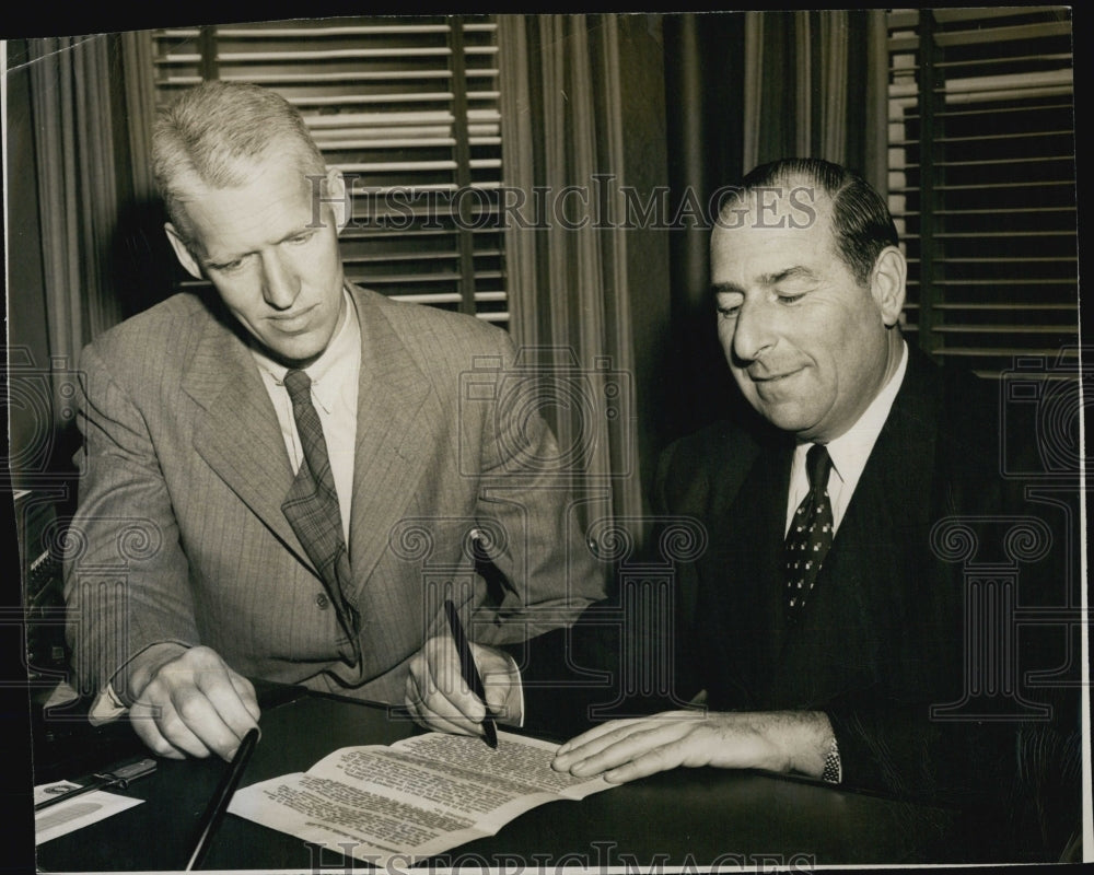 1950 Press Photo William G. Saltonstall Principal &amp; AM. Sonnabend Hotel Exec - Historic Images