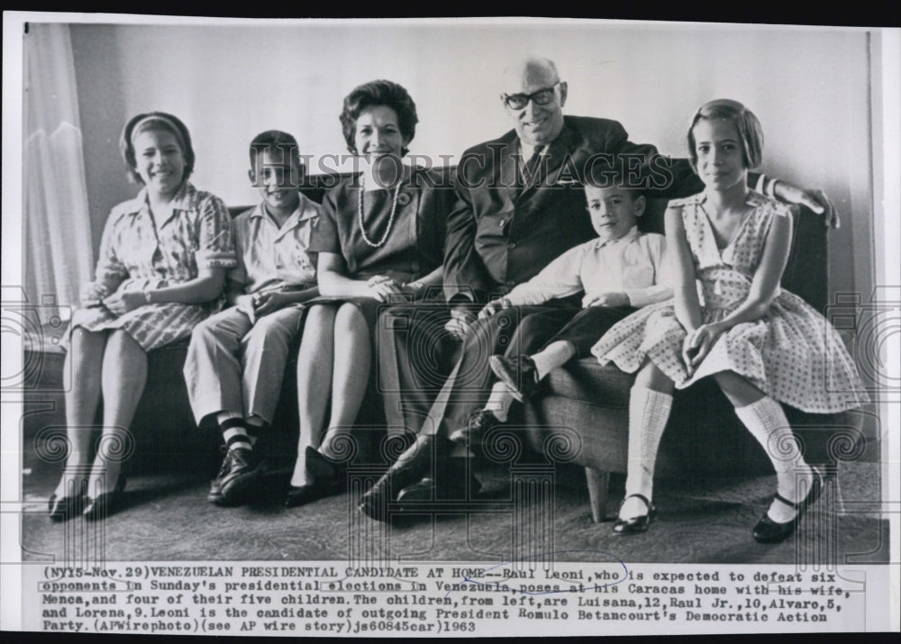 1963 Press Photo Venezuelan Candidate Raul Leoni and Family - Historic Images