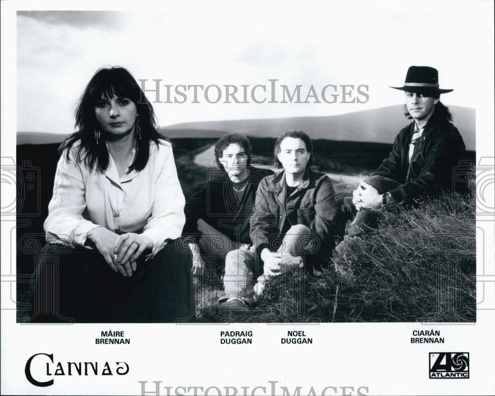 Press Photo Musicians Clannad, Maire Brennan, Padraig Duggan, Noel Duggan, and - Historic Images