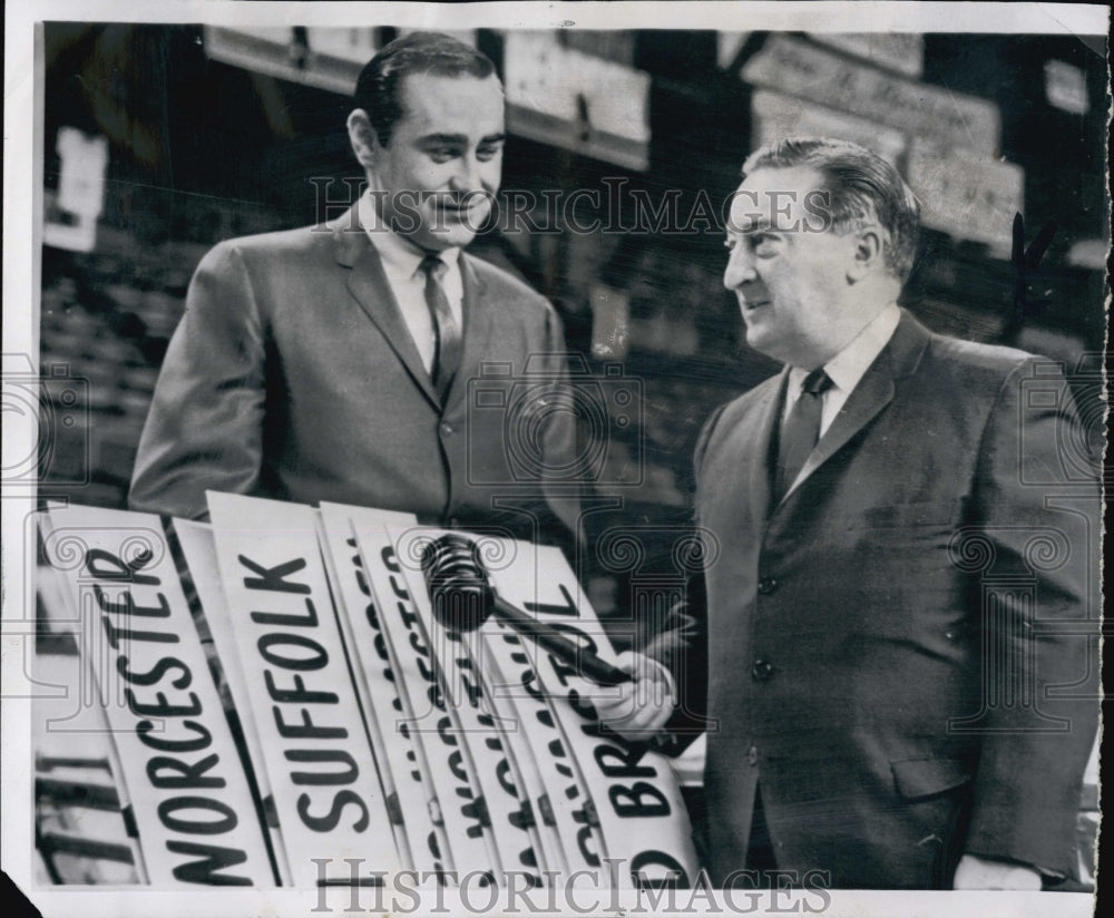 1964 Press Photo John Powers, James Flaherty at Democratic Convention Opening - Historic Images