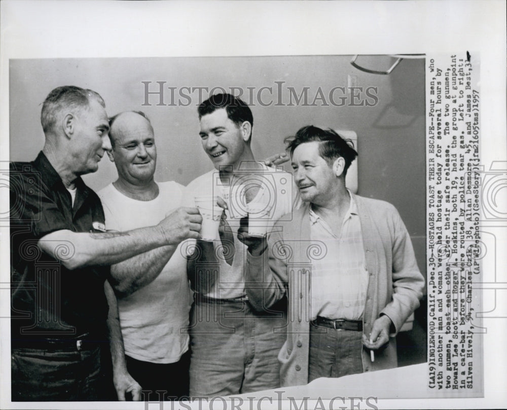 1957 Press Photo Hostages Celebrate Escape from Cafe-Bar from 2 Gunmen - Historic Images