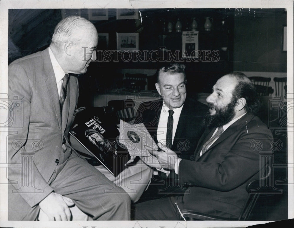 1967 Press Photo Joe Broaderick,George Ryan,Herschel Bernardi,Execs of Columbia - Historic Images