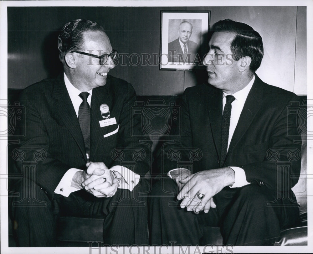 1958 Press Photo Vincent Celeste Rep Candidate for Senate Mass & Meade Alcorn - Historic Images