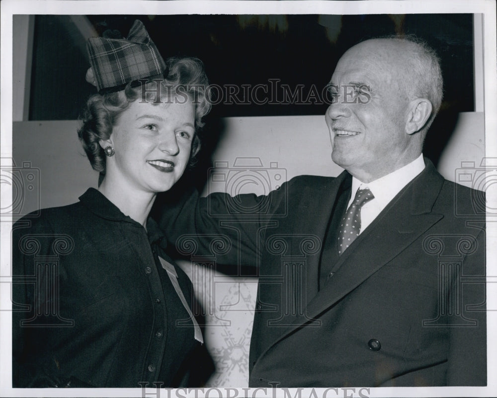 1959 Press Photo Penny Jenkins And Gordan Churchill - Historic Images