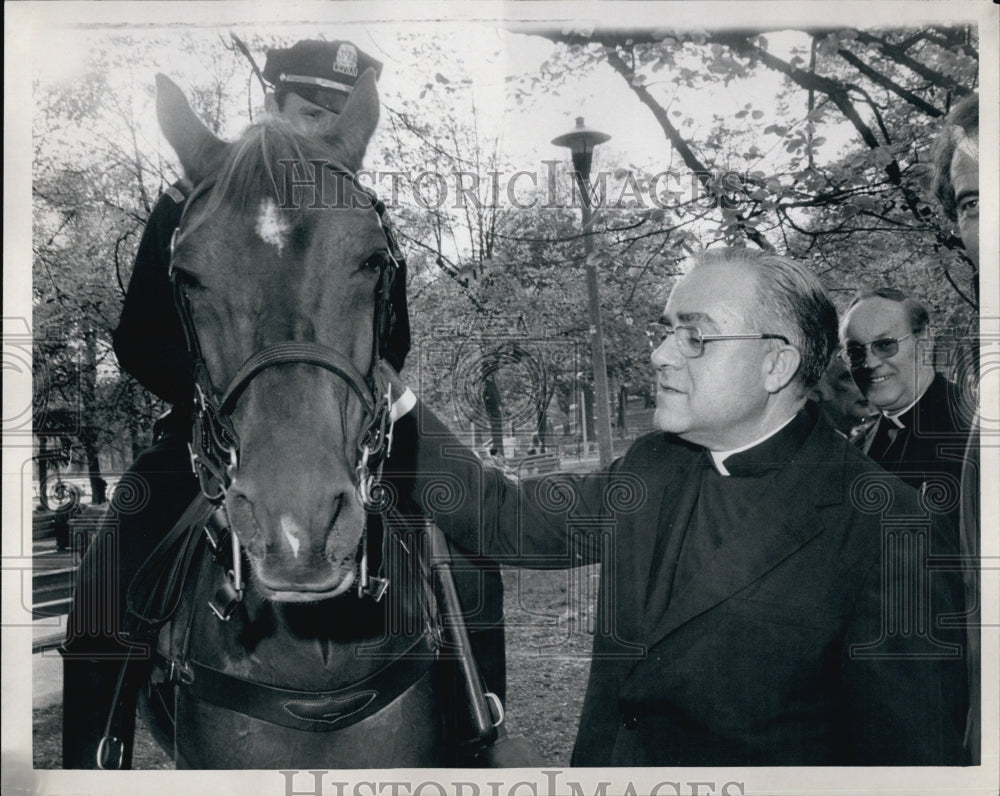 1975 Press Photo Cardinal Medeiros with Policeman & Horse - Historic Images