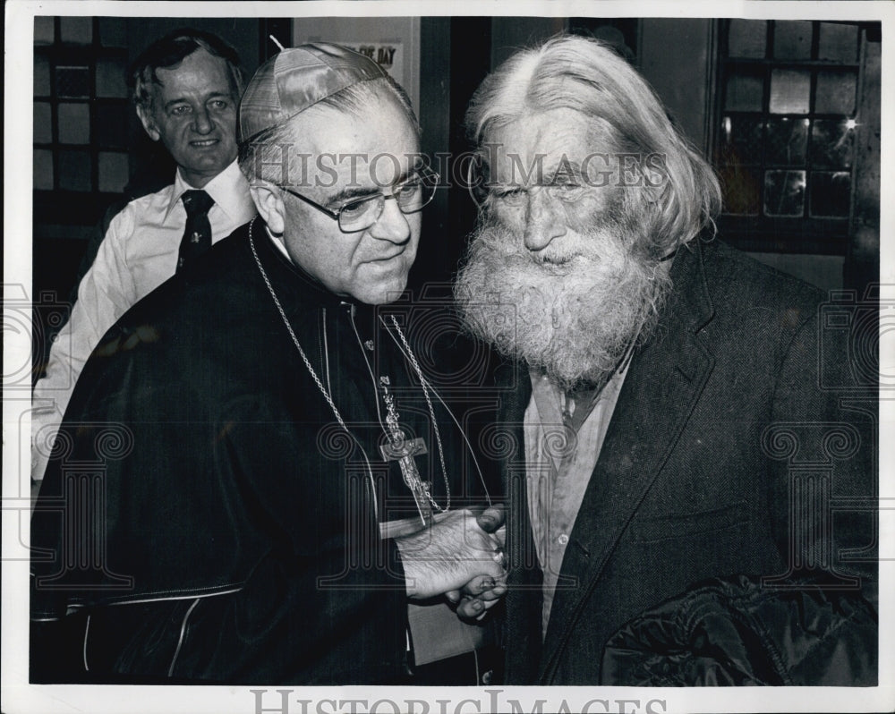 1978 Press Photo Cardinal Medeiros &amp; Director Pine Street Inn Paul Sullivan - Historic Images