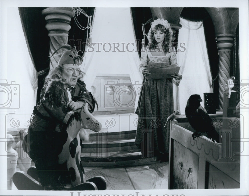 1986 Actress Amy Irving &amp; Billy Barty in &quot;Rumplestilskin&quot; - Historic Images