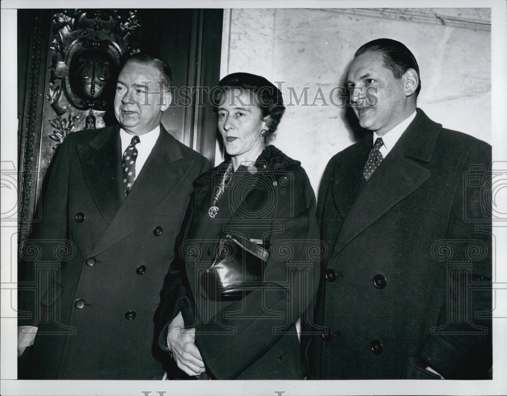 1952 Press Photo Atty John McGrath, Mrs Nobel Ingalls &amp; Robert Thren - Historic Images