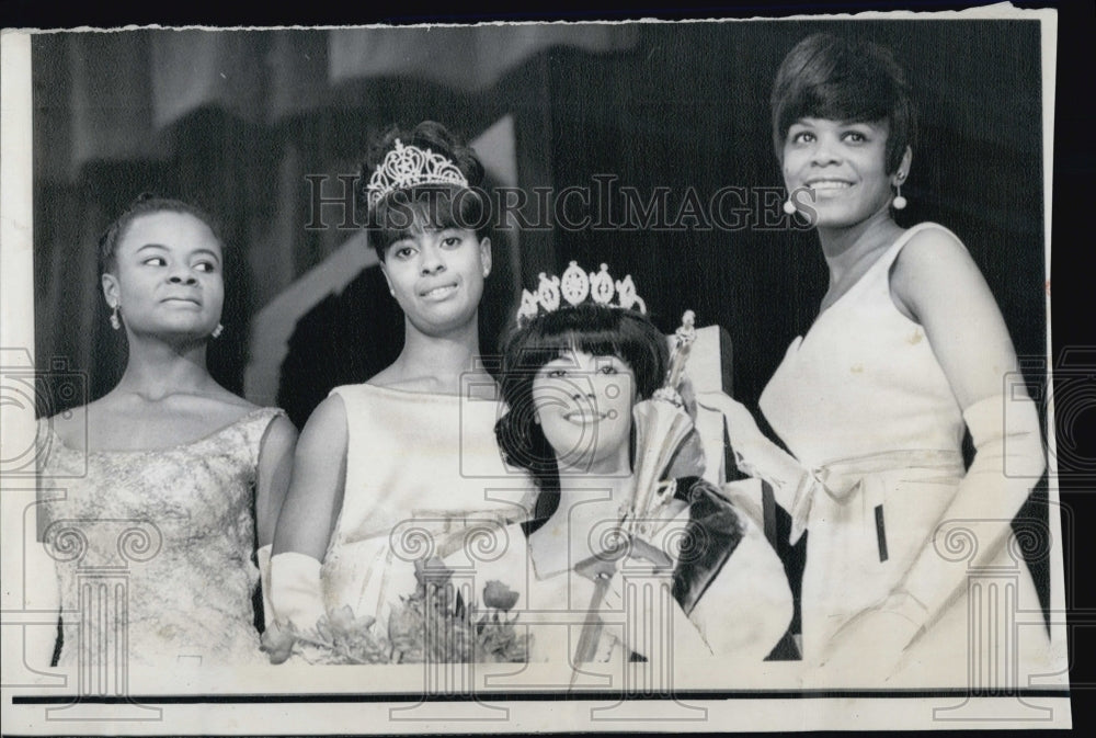 1967 Press Photo Miss Tan America Beauty Pageant Winner Claudia Reynolds - Historic Images