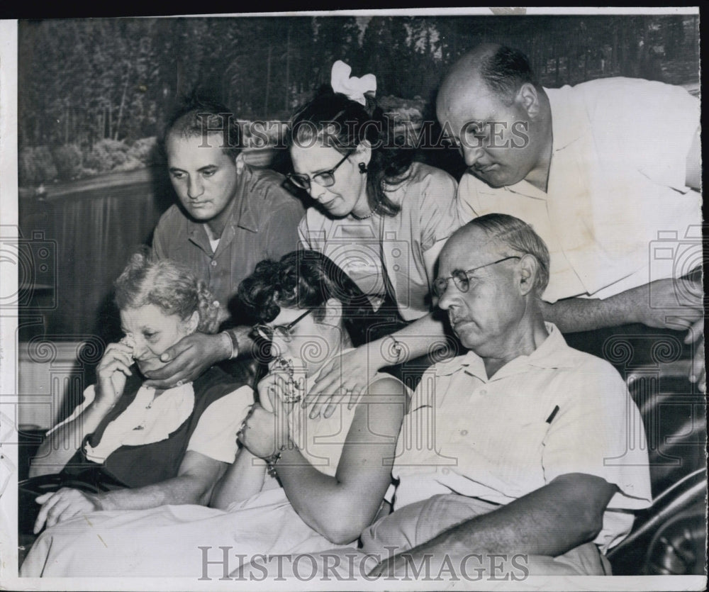 1956 Press Photo Family of Angelo Le Marca, Kidnapper of Peter Weinberger - Historic Images