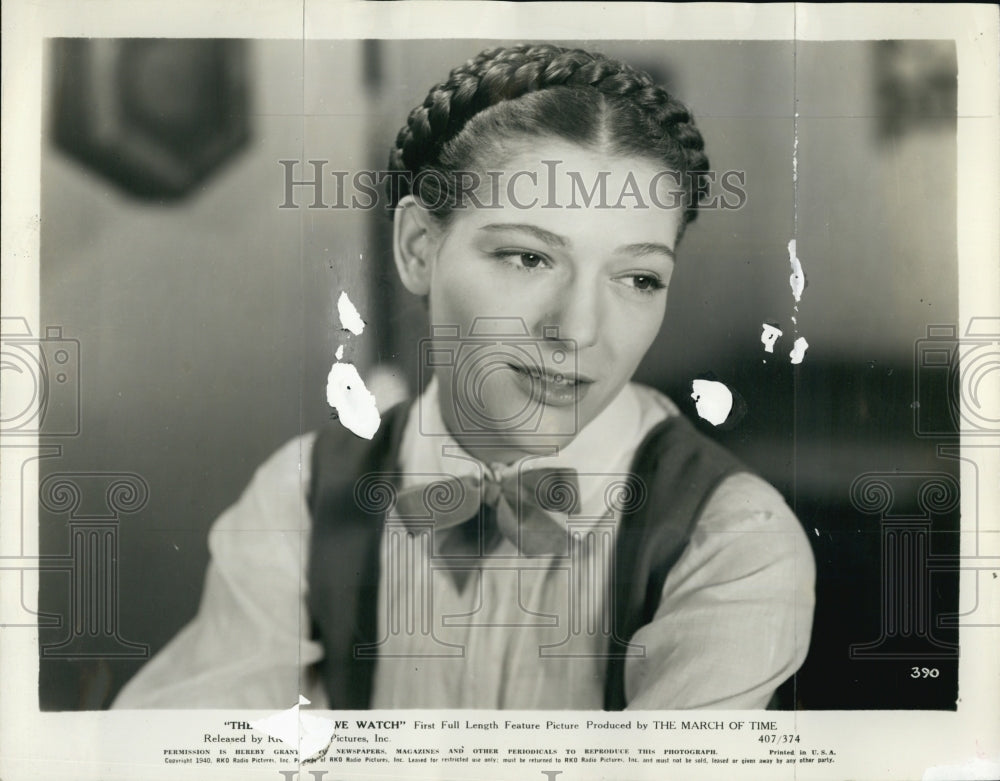 1940 Press Photo Actress Ellen Priscoll in "The Pompart We Watch" - Historic Images
