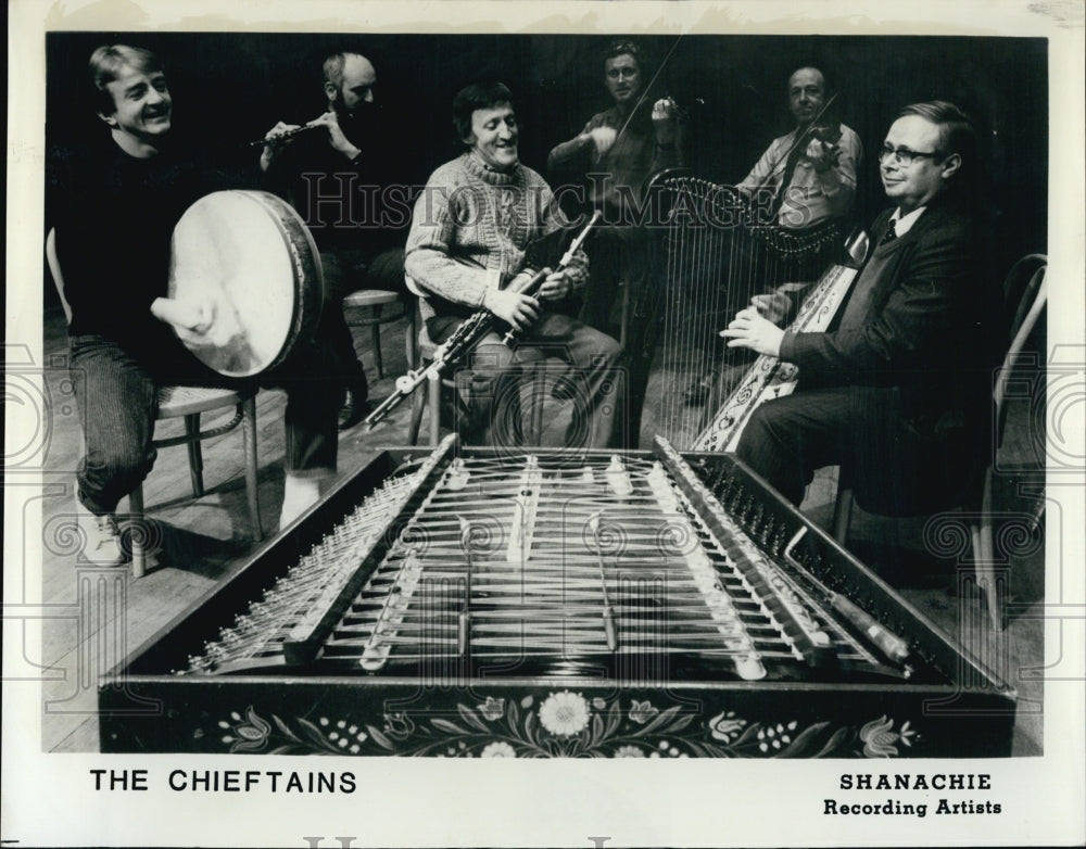 Press Photo Musical Group The Chieftains - Historic Images