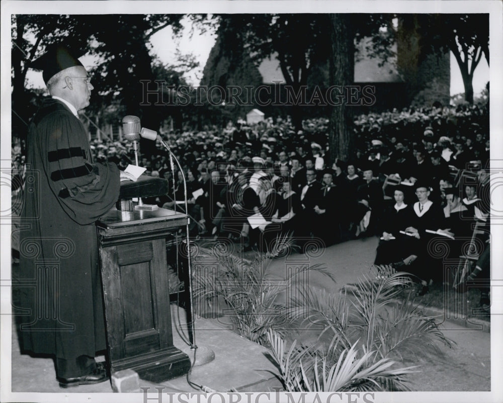 1958 Erwin Canham - Historic Images