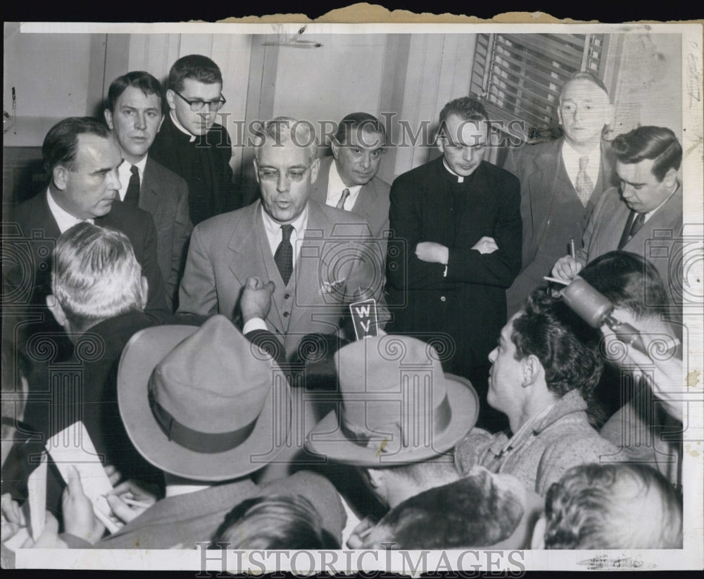 1955 Press Photo Erwin Canham - Historic Images