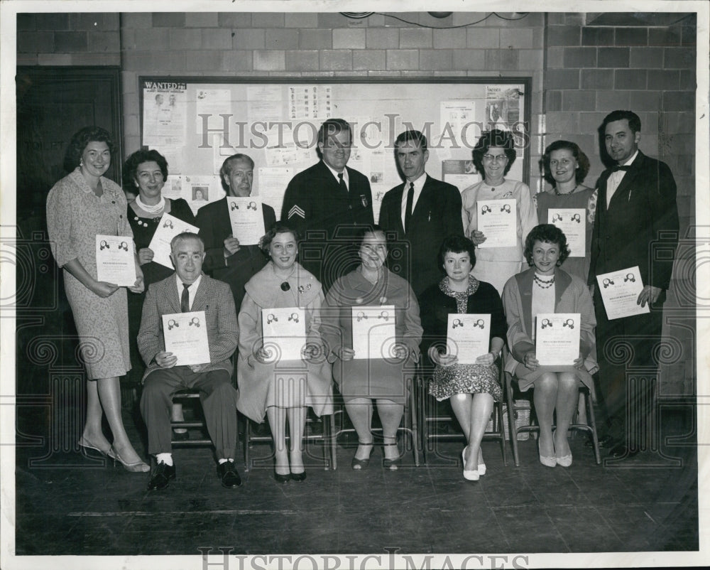 1962 Press Photo Sgt. Robert Ryan at Graduation of Medical Self-Help Course - Historic Images