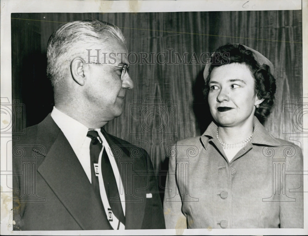 1951 Press Photo Anthony S. Lacaire. State Police and witnessed Theodora Zizis. - Historic Images