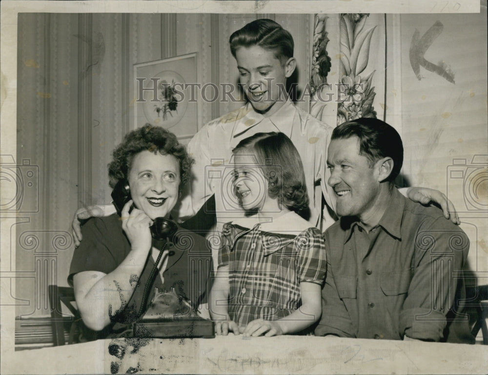 1951 Mr. And Mrs. Clarence MacLean And Family - Historic Images
