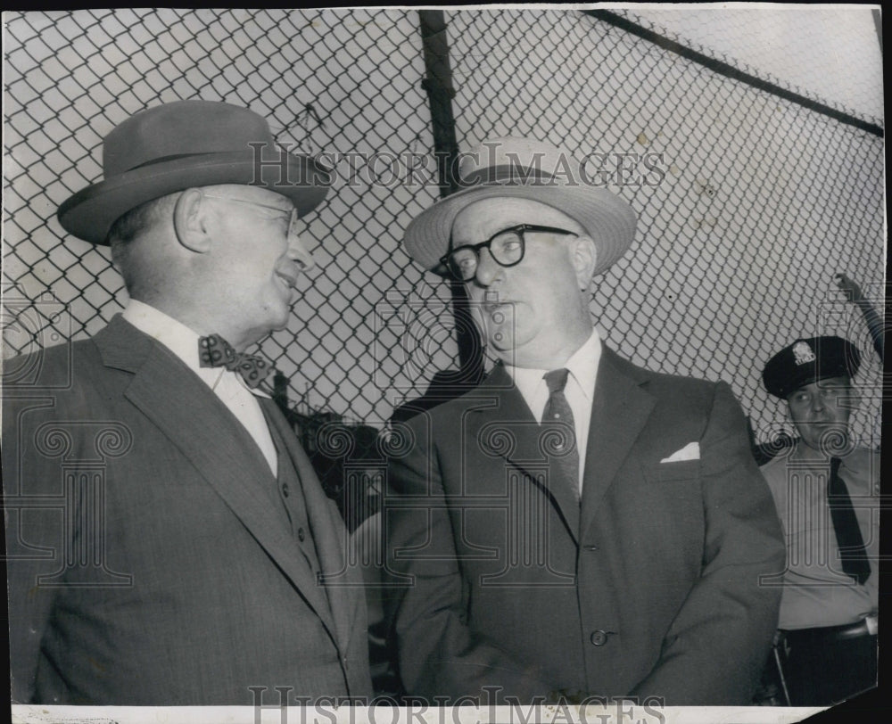 1956 Press Photo Judge F Forte &amp; District Attorney Garrett Byrne - Historic Images