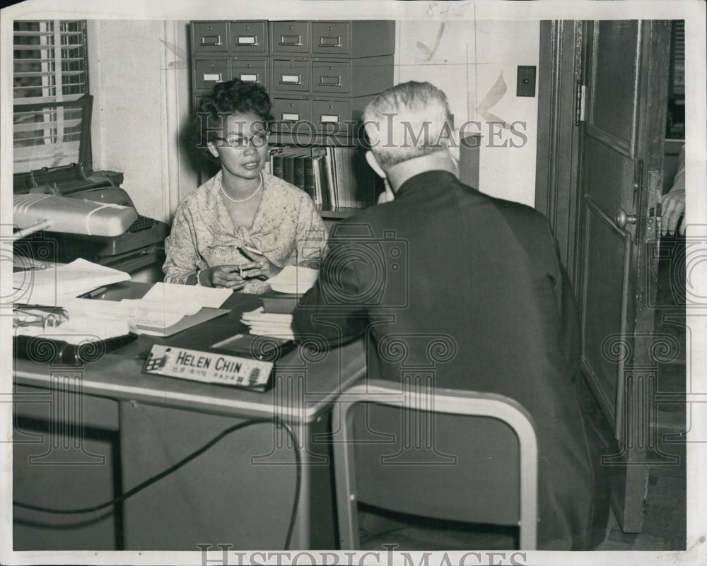 1959 Press Photo Helen Chin Secretary of DA Office James L O'Dea - Historic Images