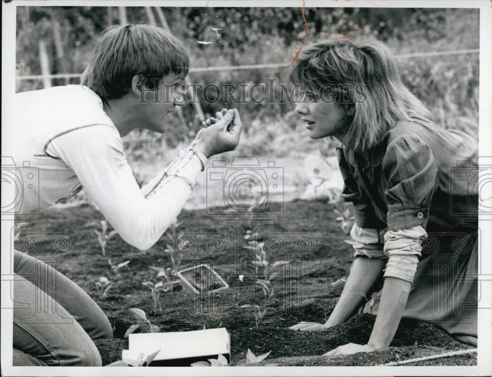 1982 Press Photo Actor Richard Thomas in &quot;Johnny Belinda&quot; - Historic Images