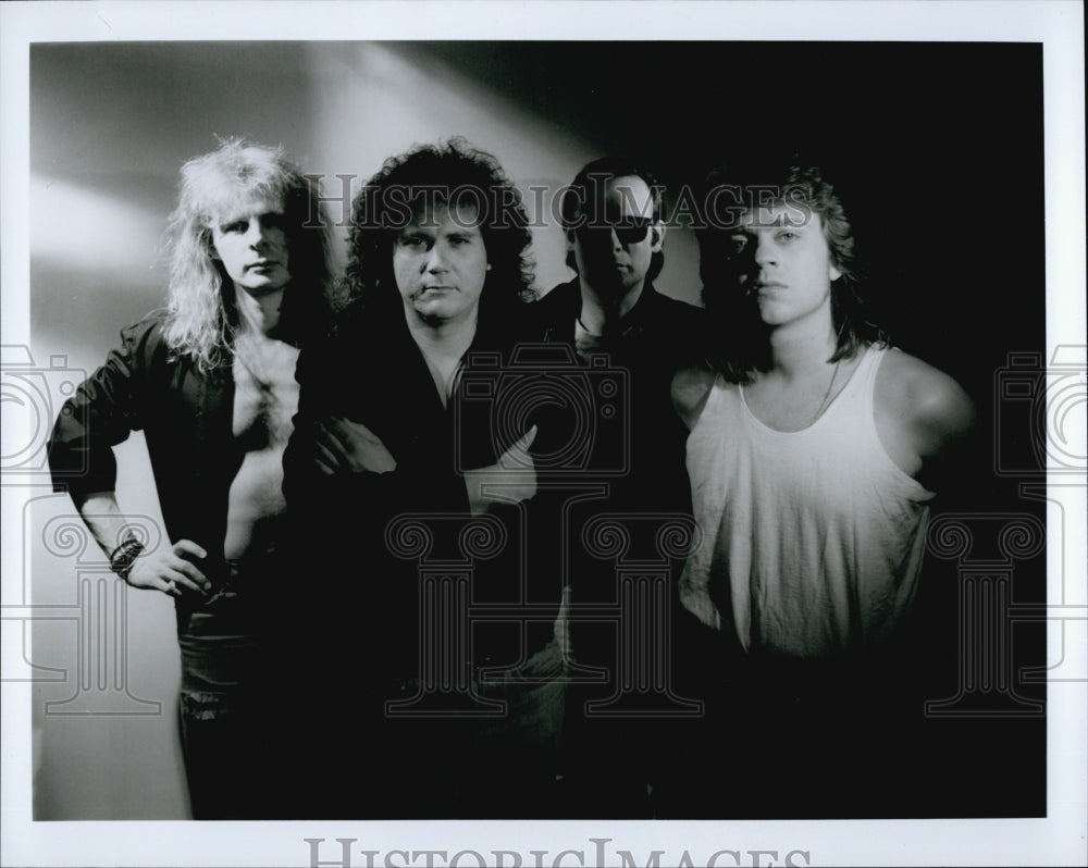 1990 Press Photo Popular Musicians T.H. &amp; The Wreckage - Historic Images