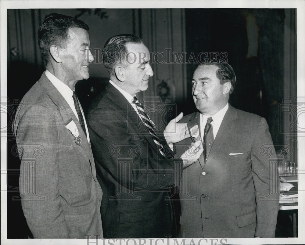 1958 Press Photo Ken Kelly, John Callagan, John Powers at Convention - Historic Images