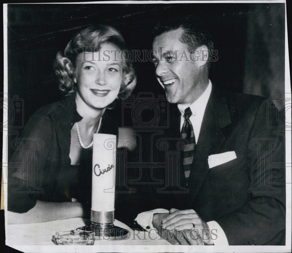 1951 Press Photo Patricia Wymore With Jimmy Cross at Nightclub - Historic Images