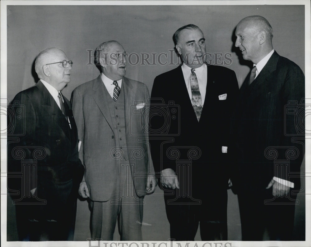 1957 Press Photo President Of American Federation James Campbell,Laurence Curtis - Historic Images