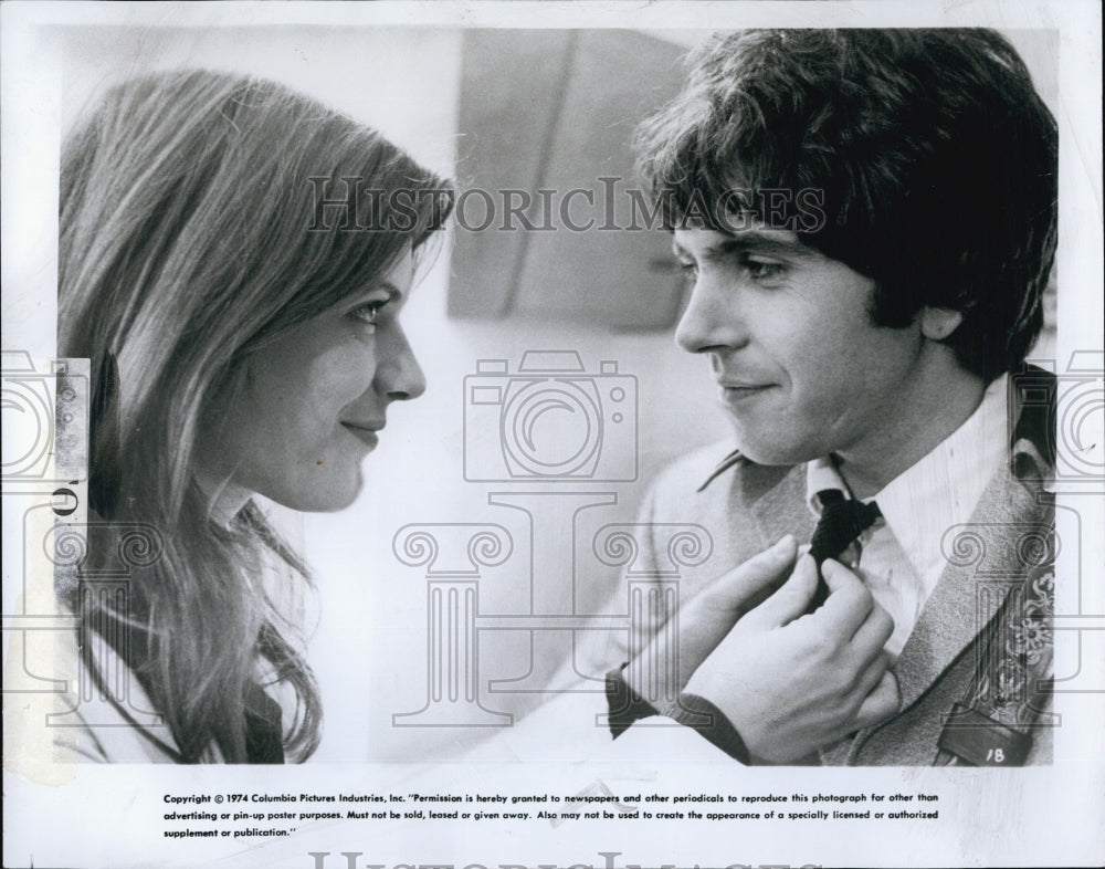 1975 Press Photo Actress Ines Des &amp; David Essex In &quot;Stardust&quot; - Historic Images