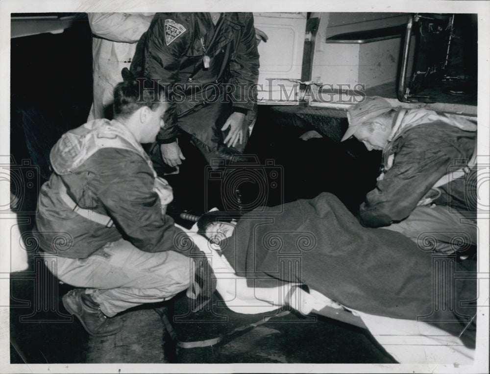 1965 Press Photo Sick Child Jerome Esselman on Flight to Boston on Coast Guard - Historic Images