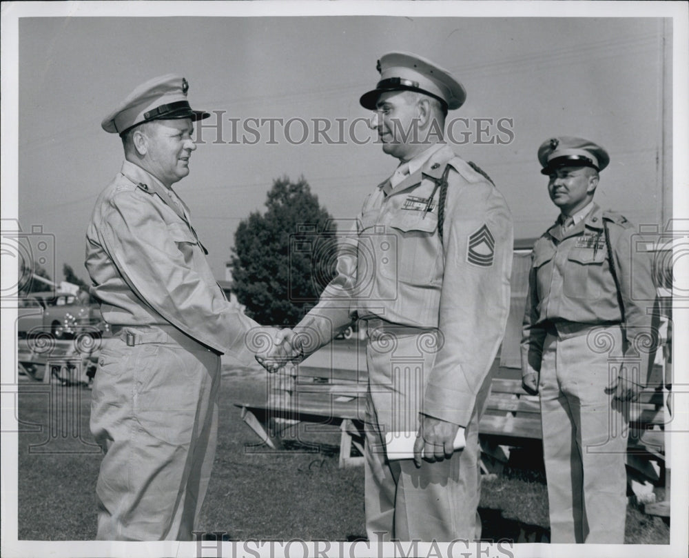 1949 Press Photo John Cook, Sam Winer of the US Marines - Historic Images