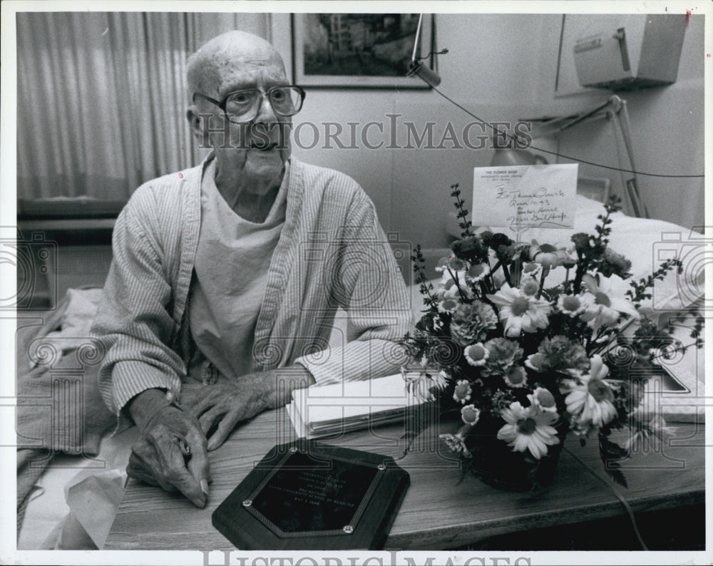 1989 Press Photo Thomas Quirk, Us Navy Veteran - Historic Images