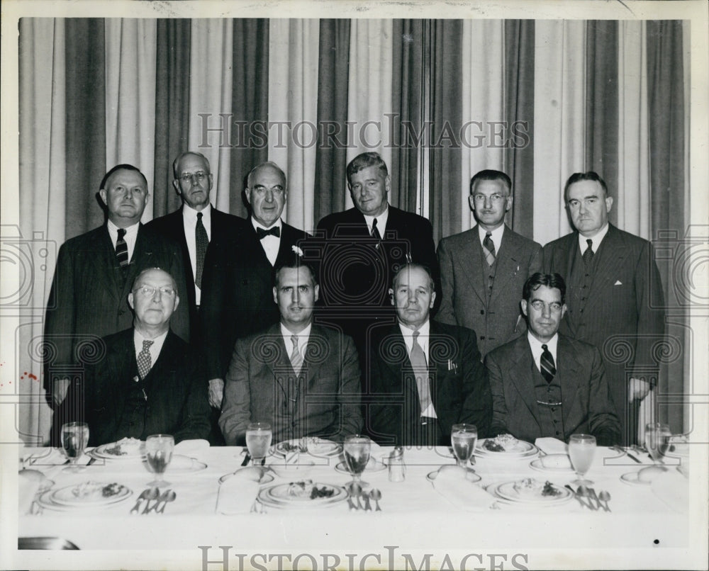 1944 Press Photo Boston Automobile Club with Walter Denine(seated). - Historic Images