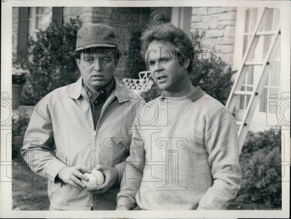 1983 Press Photo Jerry Mathers and Tony Dow in "Still the Beaver" - Historic Images