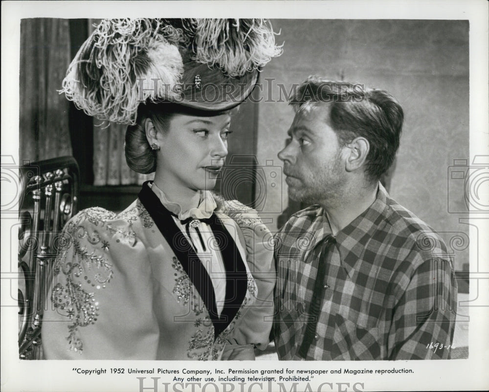 1952 Press Photo Mitzi Green &amp; Tom Ewell - Historic Images