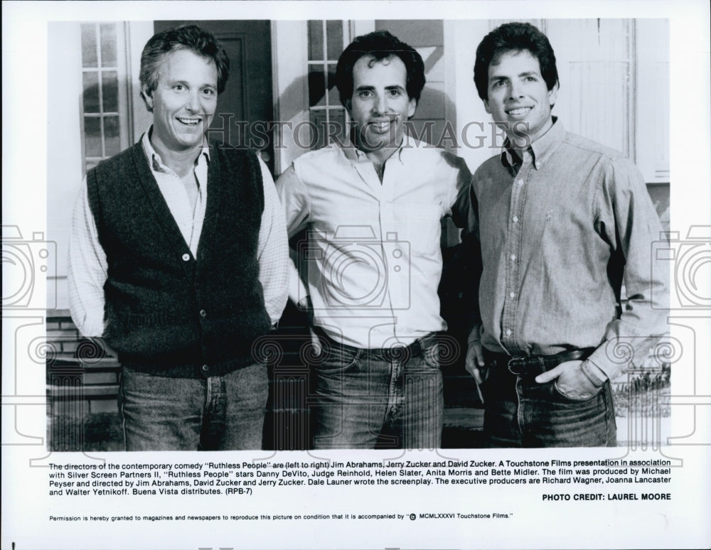 1986 Jim Abrahams & Jerry Zucker in "Ruthless People" - Historic Images